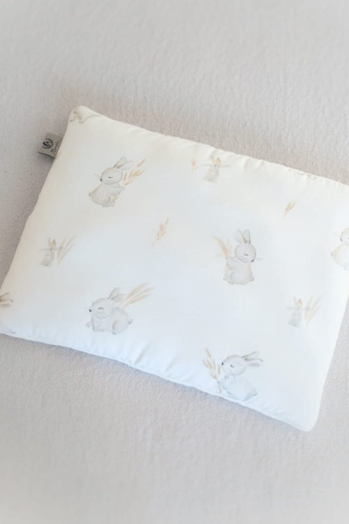Podusia do łóżeczka Królicza Wioska Mamushie